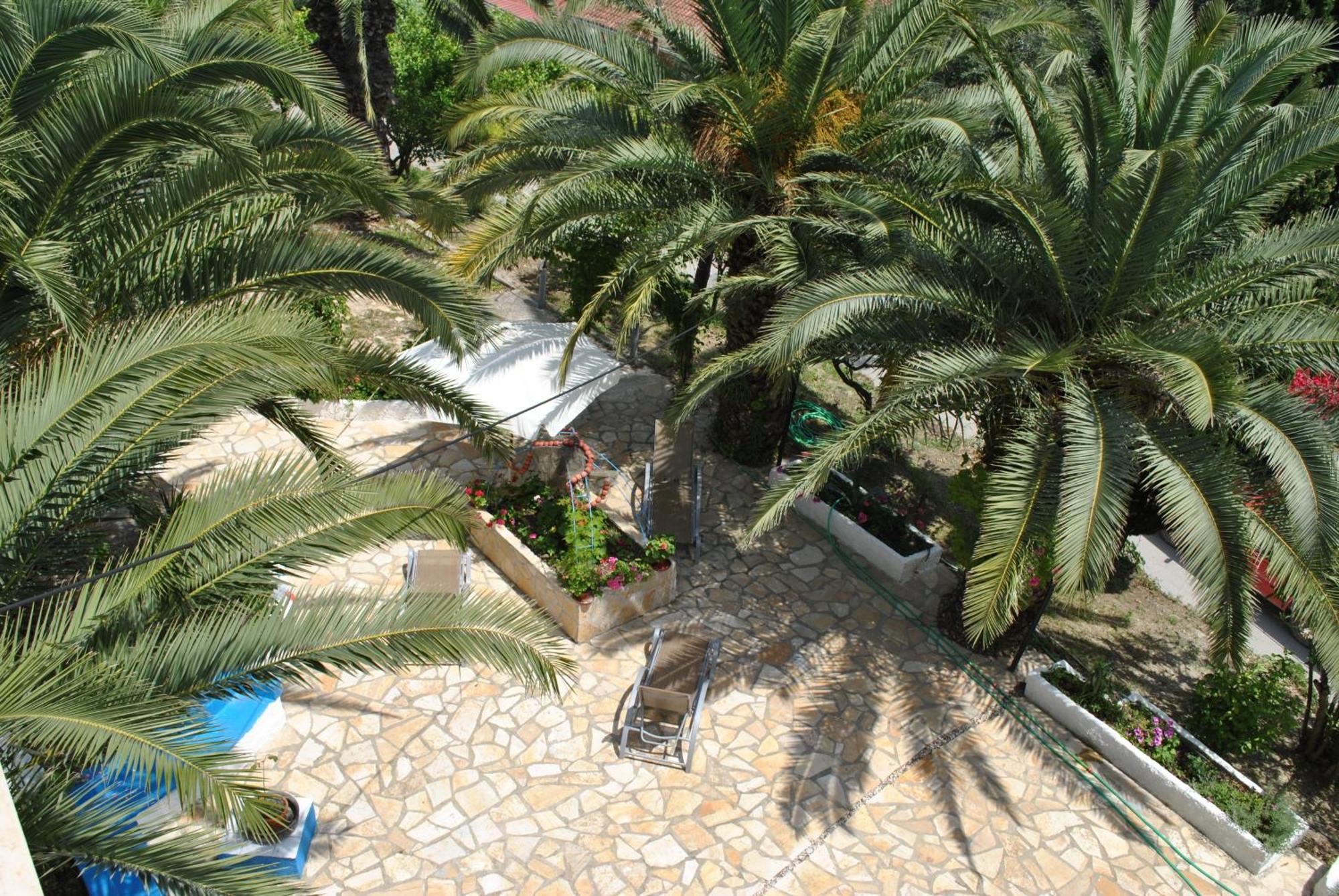 Helios Splendid Boukaris